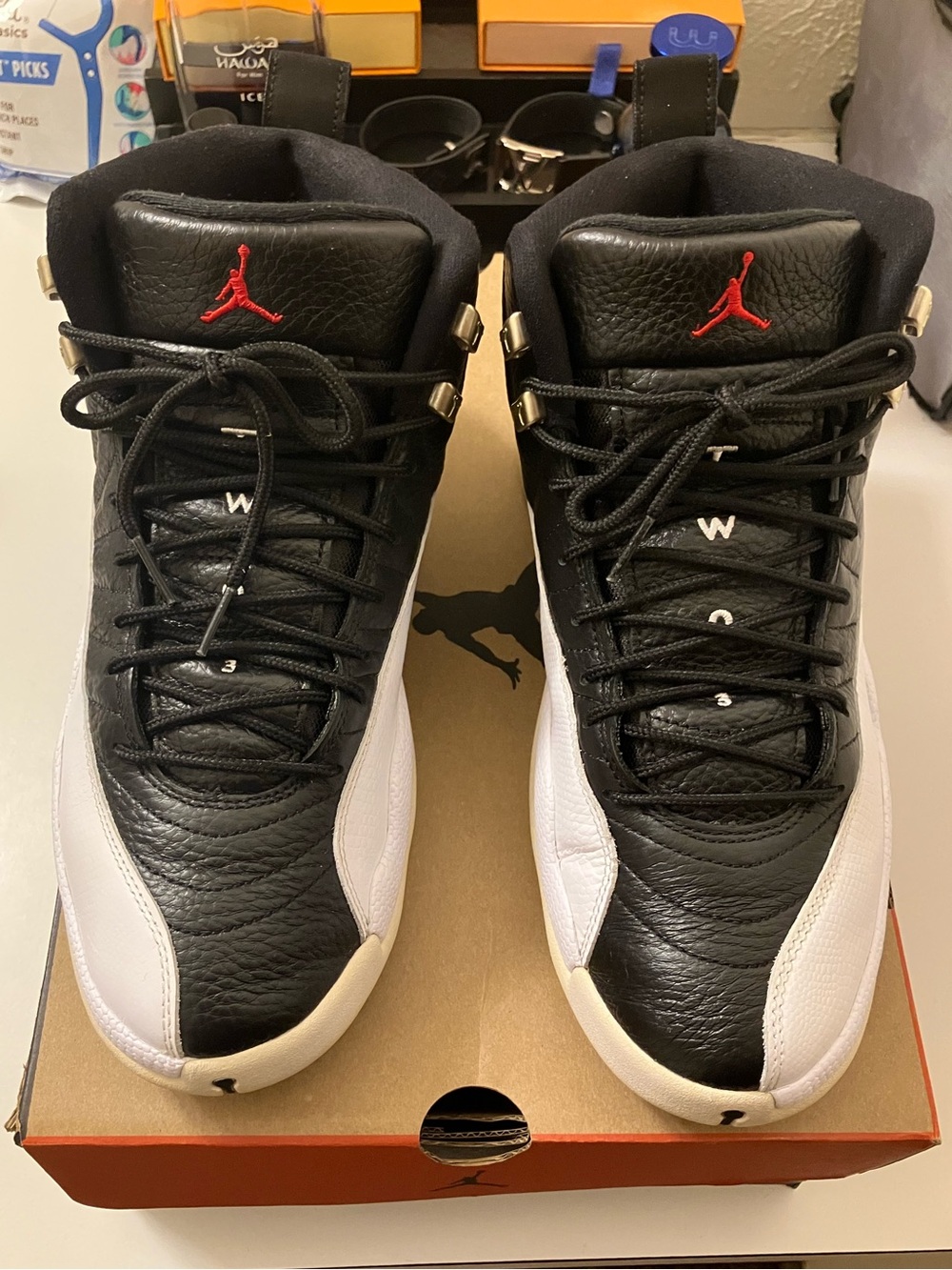 Air Jordan 12 retro black white men’s size 11 OG box